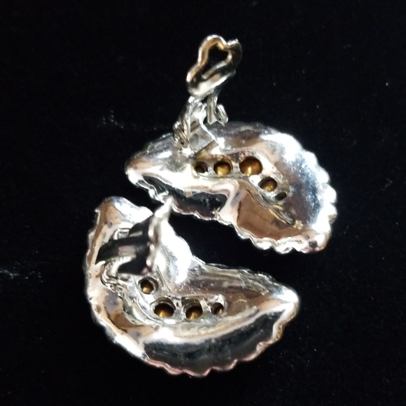 Vintage Mid Century 1950s Pink Rhinestone Silver Tone Clip Earrings - Picture 6 of 10